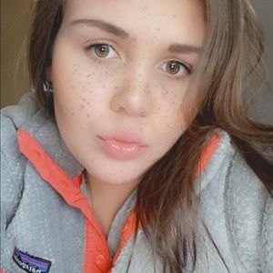 Meet your Posher, Jacee